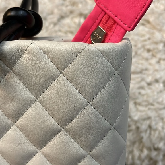 Chanel Ligne Cambon Medium Tote Bag - Picture 9 of 14